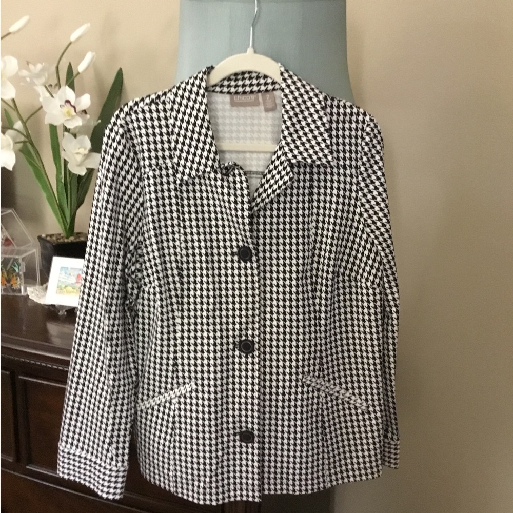 Chico's-NWOT-Women’s Black and White Houndstooth Blazer